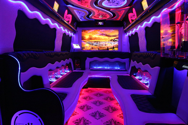 Kettering Limo Bus